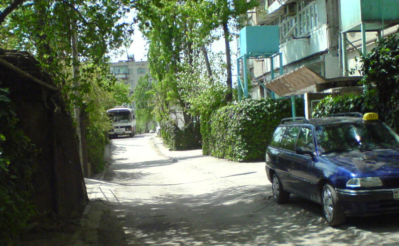 BAKU, AZERBAIJAN. 2007 © www.vpu.narod.ru